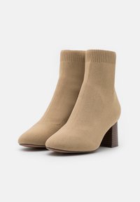 Even&Odd Wide Fit Kotníkové boty - beige