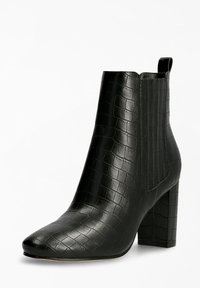 Guess Classic ankle boots - black
