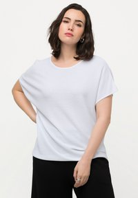 Ulla Popken SHORT SLEEVE - Jednoduché tričko - snow white