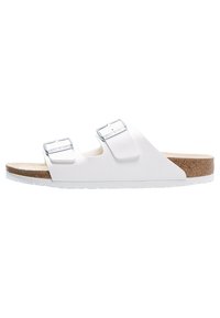 ARIZONA NARROW FIT - Sandalias - weiß