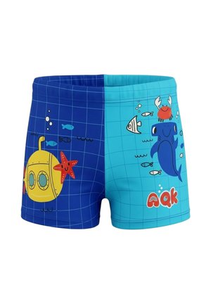 Costumi da bagno per bambini con disegni subacquei che includono un sottomarino giallo, una stella marina rossa, una balena blu, un granchio e piccoli pesci su sfondi blu.