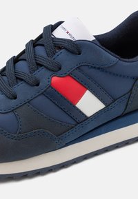 Tommy Hilfiger UNISEX - Sneakers - blue