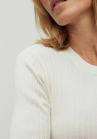 STOCKH LM RUBY RIBBED - T-shirts basic - snow white