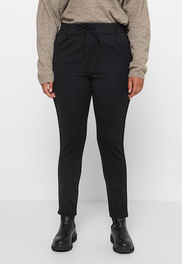 ONLY Carmakoma Broek zwart