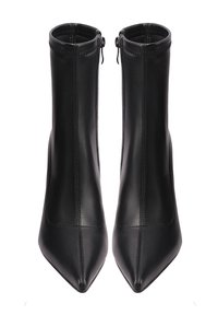 Stivaletti neri in pelle con punta appuntita, design elegante e chiusura con zip laterale. La cucitura rinforzata aggiunge dettaglio alla silhouette.