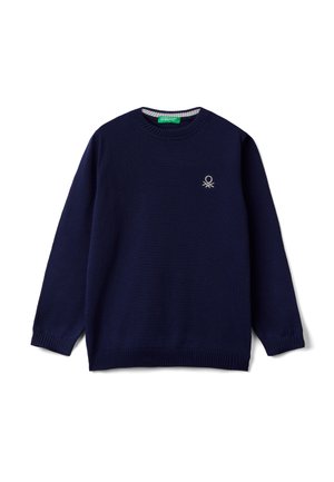 Pull bleu marine col rond avec poignets et ourlet côtelés, avec un petit logo blanc sur la poitrine gauche.