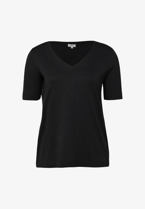 Czarna koszulka z krótkim rękawem i dekoltem w serek, o lekko luźnym kroju, wykonana z lekkiego materiału, z małą metką marki wewnątrz dekoltu.