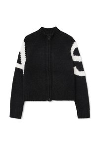 Cardigan corto nero realizzato in materiale soffice, con chiusura a zip e design grafico bianco sulle maniche. Collo e polsini a coste.