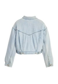 Giacca in denim blu chiaro, design cropped, chiusura con bottoni in vita, caratterizzata da un yoke posteriore e maniche lunghe con polsini con bottoni.