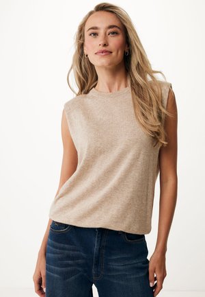 - T-shirt basic