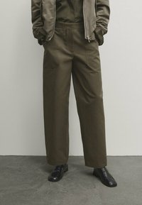Massimo Dutti Bukser - khaki