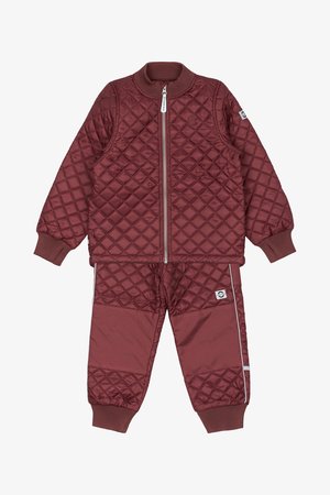 Quilted maroon tracksuit with a zip-up jacket and elastic cuffs, featuring a diamond pattern and contrasting stripes on the pants.