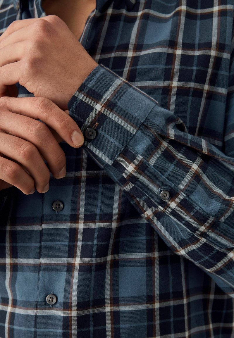 Next REGULAR FIT - Vapaa-ajan kauluspaita - navy blue check