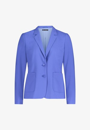 Blazer pour femme sur mesure en bleu vif avec revers crantés, deux poches plaquées à l'avant et fermeture à deux boutons.