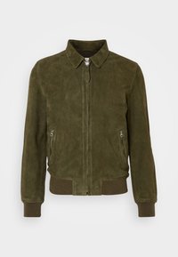 Giacca bomber in suede verde oliva con colletto, zip frontale, due tasche laterali e polsini e orlo a coste. Texture liscia e design moderno.