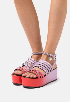 Versace Jeans Couture, Sandales à plateforme - lilac
