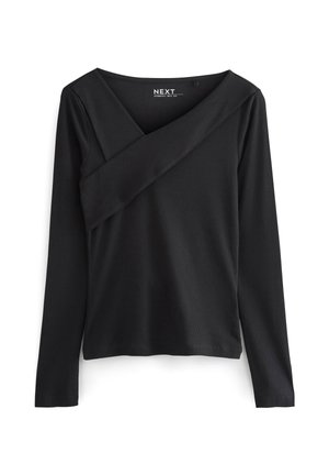 Top noir à manches longues en maille côtelée avec un détail de col en V asymétrique large qui se chevauche, étiqueté « NEXT » à l'intérieur du col.