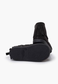 Pisamonas - Obuwie do nauki chodzenia