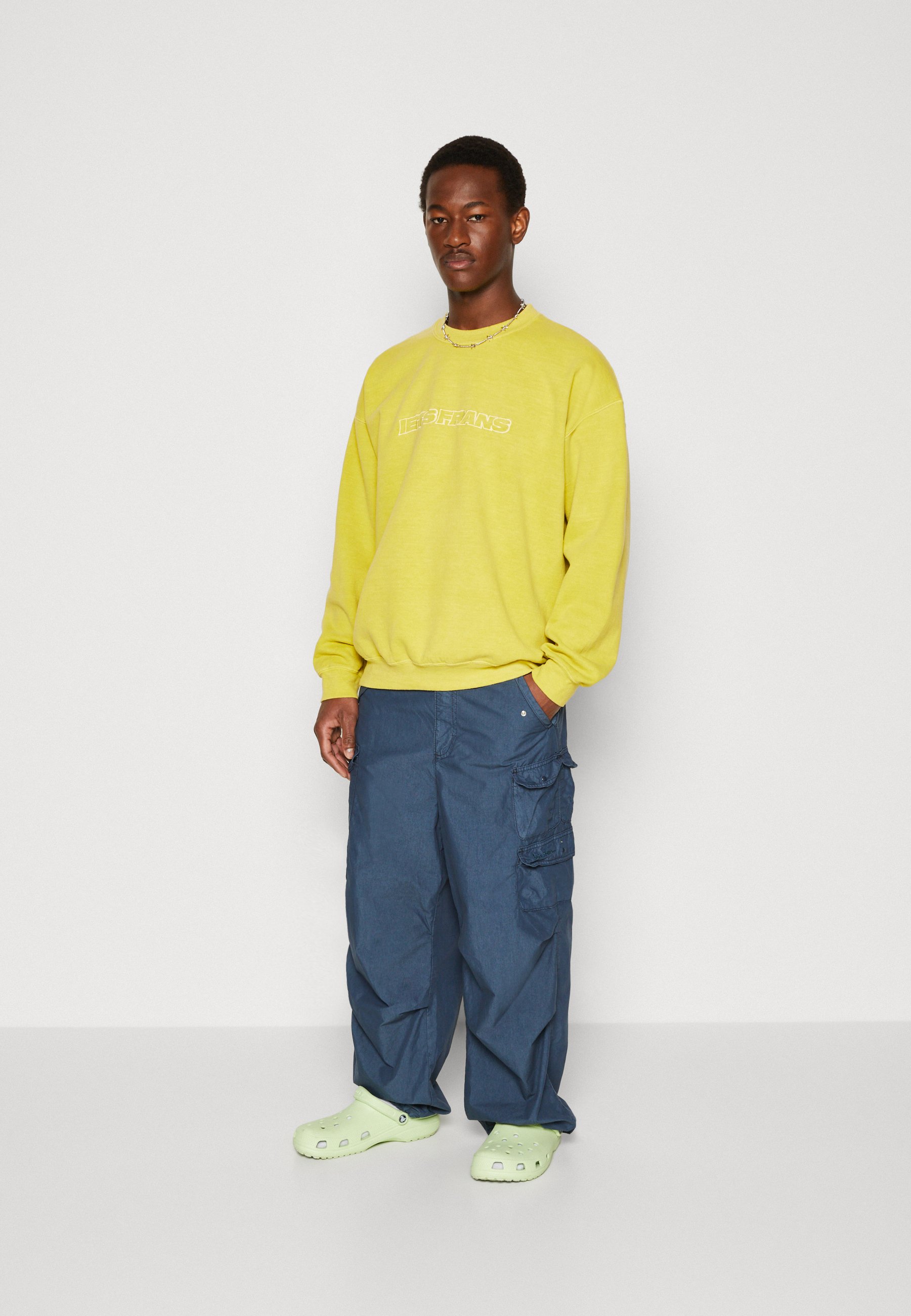 baggy tech pant