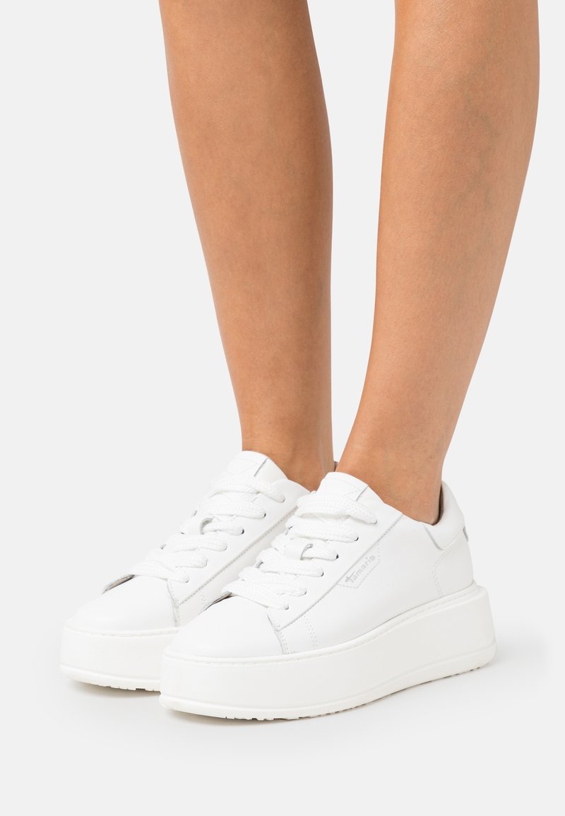 Tamaris Trainers - white
