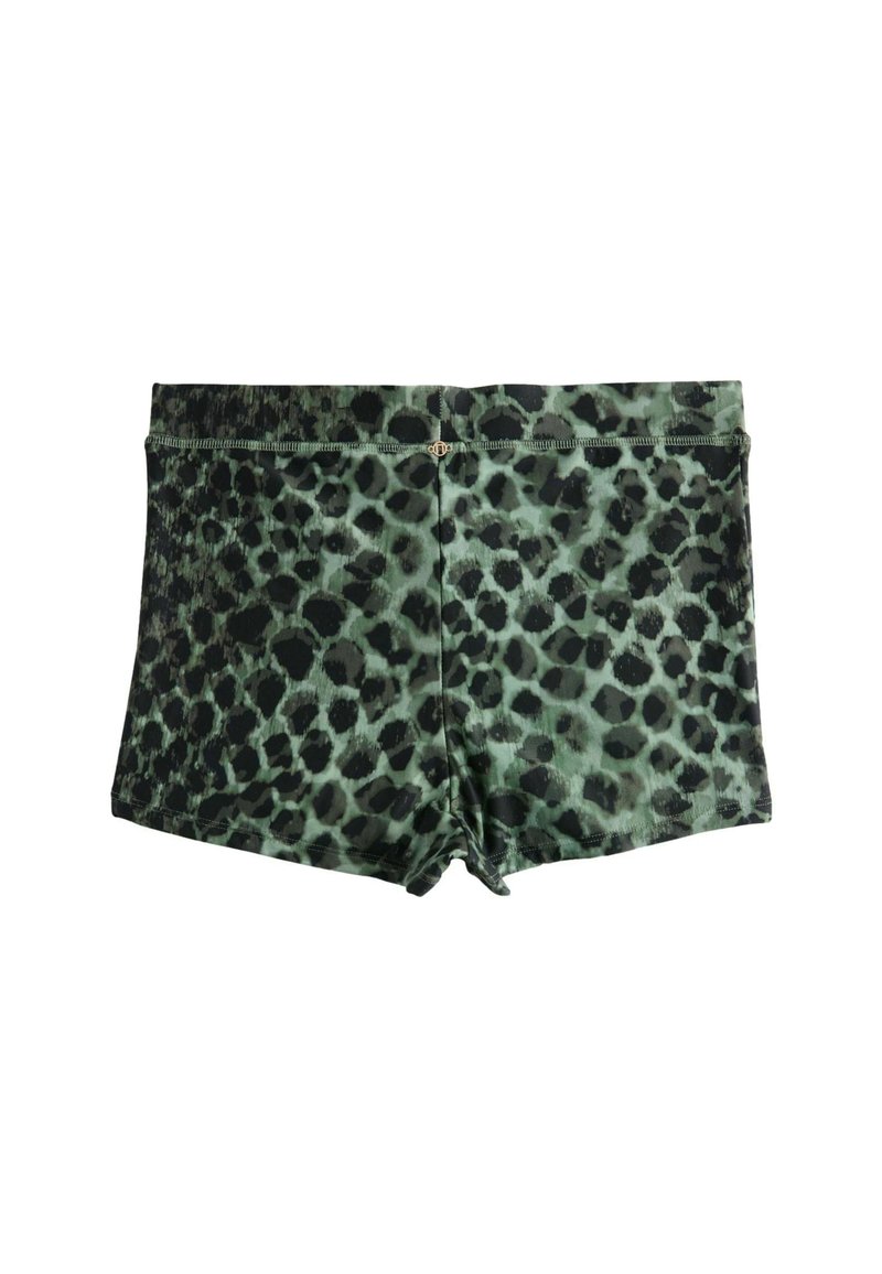 Zaļas leoparda raksta peldbikses no elastīga, gluda auduma ar platu jostasvietu un īsu griezumu, ar rāvējslēdzēja detaļu aizmugurē.