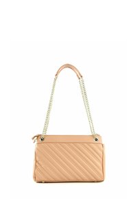 Sac à main matelassé rose clair avec fermeture éclair, doubles poignées chaîne et cuir pour l'épaule, avec des accents métalliques et une forme rectangulaire.