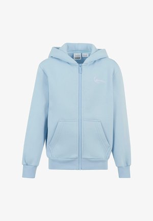 Hellblaues Zip-Hoodie aus weichem Baumwollstoff, mit einer Fronttasche und Kapuze mit Zugband. Einfaches weißes Logo auf der Brust.