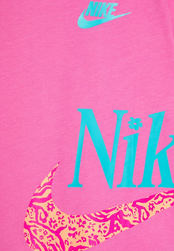 WILD FLOWER BOXY TEE 
SET - Shorts - apricot agate4