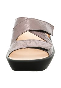 Think! TIEFFUSSBETT - Muiltjes - taupe