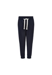 Granatowe spodnie dresowe z elastycznym pasem na sznurku oraz białym sznurkiem, zwężające się na kostkach z ściągaczami i bocznymi kieszeniami.