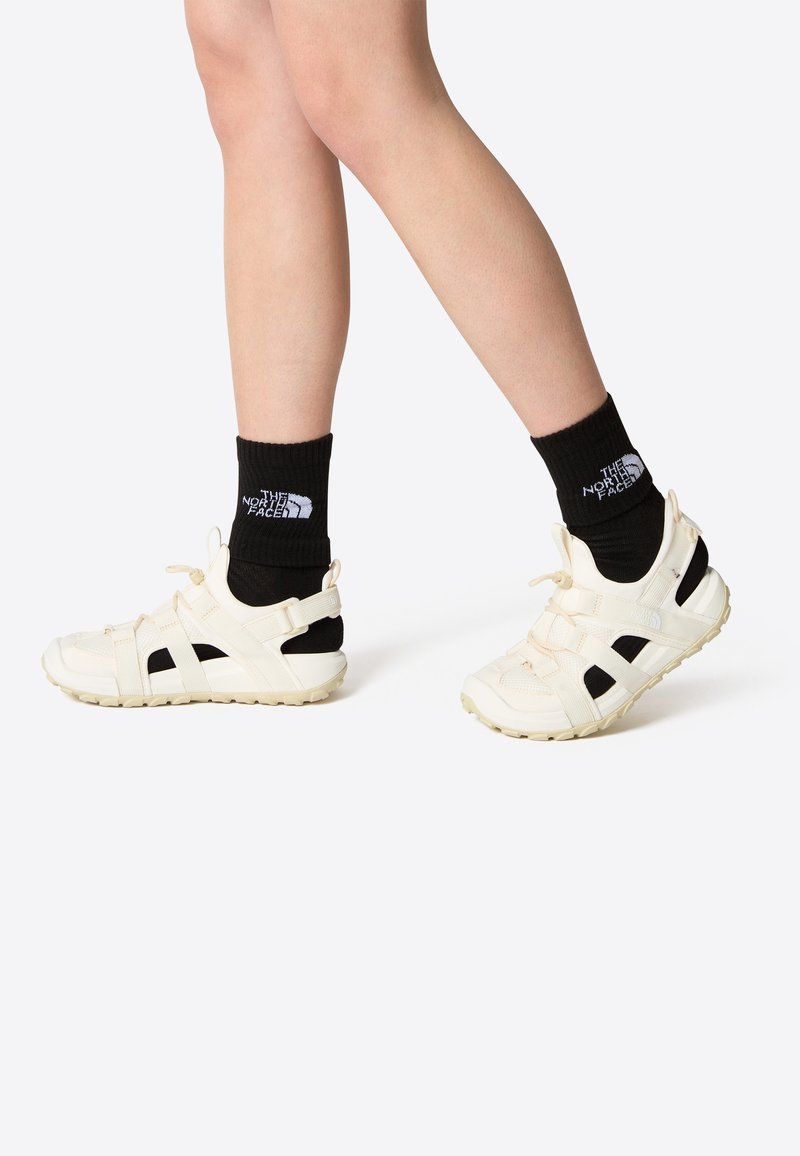 The North Face - EXPLORE CAMP - Walking sandals - white dune gravel, Enlarge