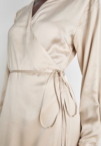Gestuz SACHINA WRAP DRESS - Svečana odjeća - birch