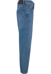 Denim kavbojke v svetlo modri barvi, z ravnim krojem, petimi žepi, kovinskimi dodatki in oznako blagovne znamke na pasu.