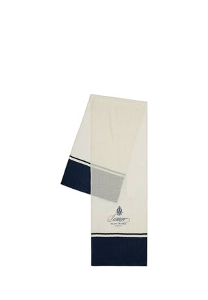 Sciarpa rettangolare bianca con bordi blu navy e un piccolo logo ricamato vicino a un'estremità.
