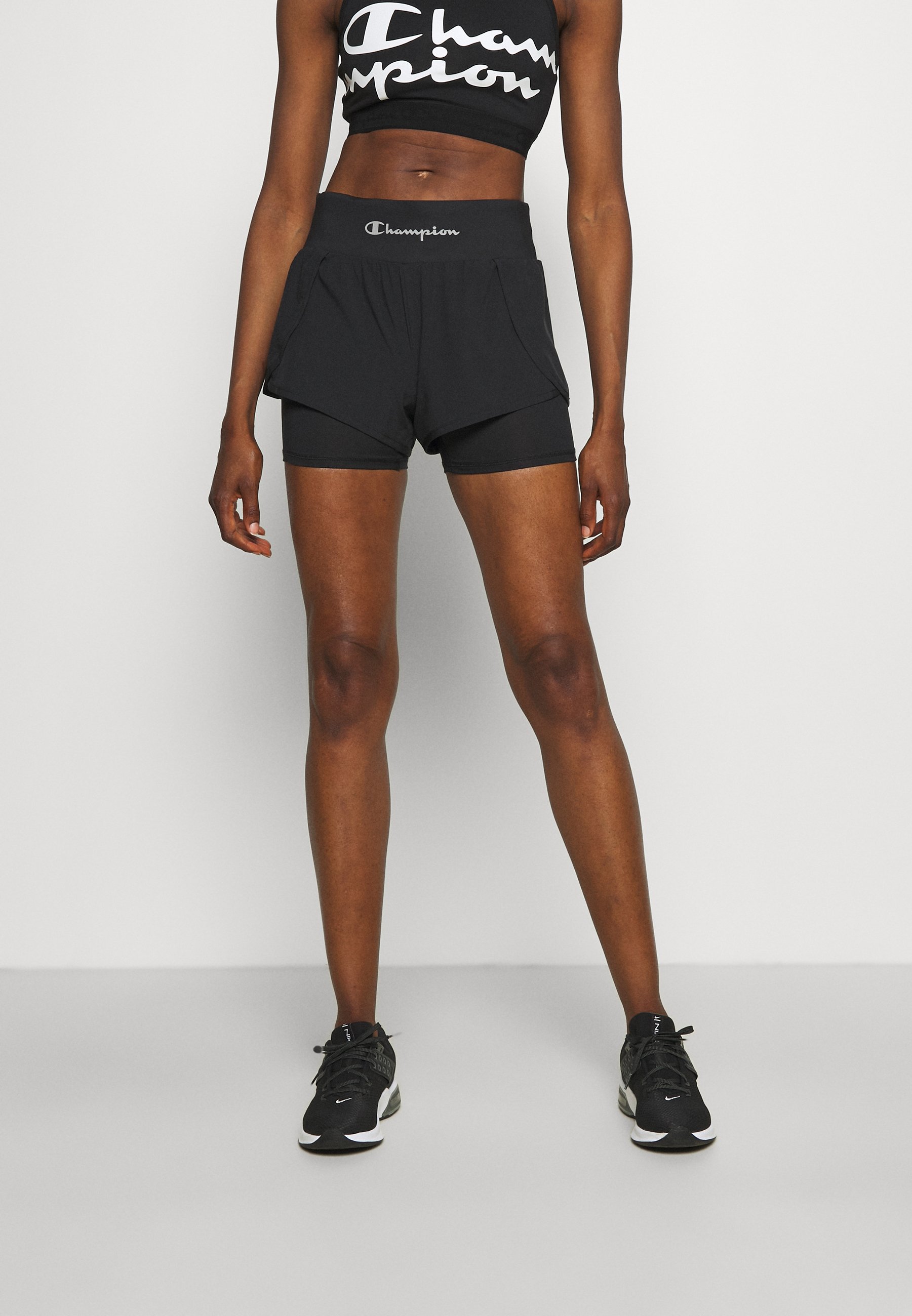 Women SHORTS - Sports shorts Women SHORTS - Sports shorts