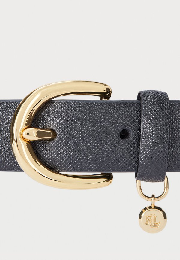 Charm Crosshatch Leather Belt - Belt2