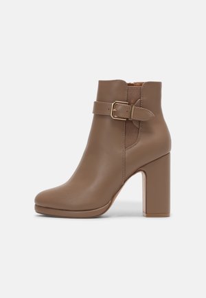 Bottines à talons hauts - taupe