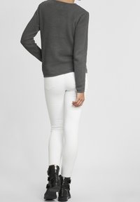 Oxmo Maglione - dark grey