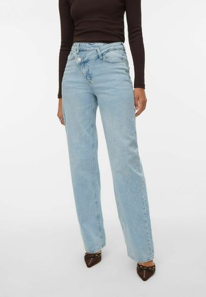 TESSA HOHE TAILLE WEITER BEINSCHNITT - Široke kavbojke - light blue denim