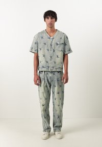 Don't Waste Culture SALEH UNISEX - Loose Jeans - pale