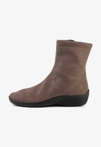 Non sélectionné, brown