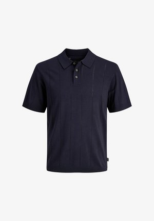 Tricou polo bleumarin cu mâneci scurte, cu plachetă cu nasturi, detalii de cusături verticale și guler și manșete striate.