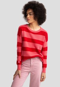 HEARTELIA - Sweter