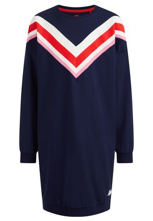 Marineblauwe jurk met lange mouwen met witte, rode en roze chevronstrepen over de borst en geribbelde manchetten en zoom.