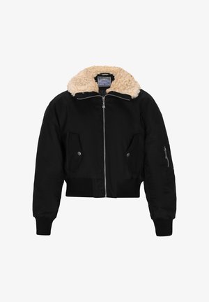 Veste bomber noire avec un col en fausse fourrure beige, fermeture éclair sur le devant, deux poches latérales et poignets côtelés. Tissu texturé et design court.