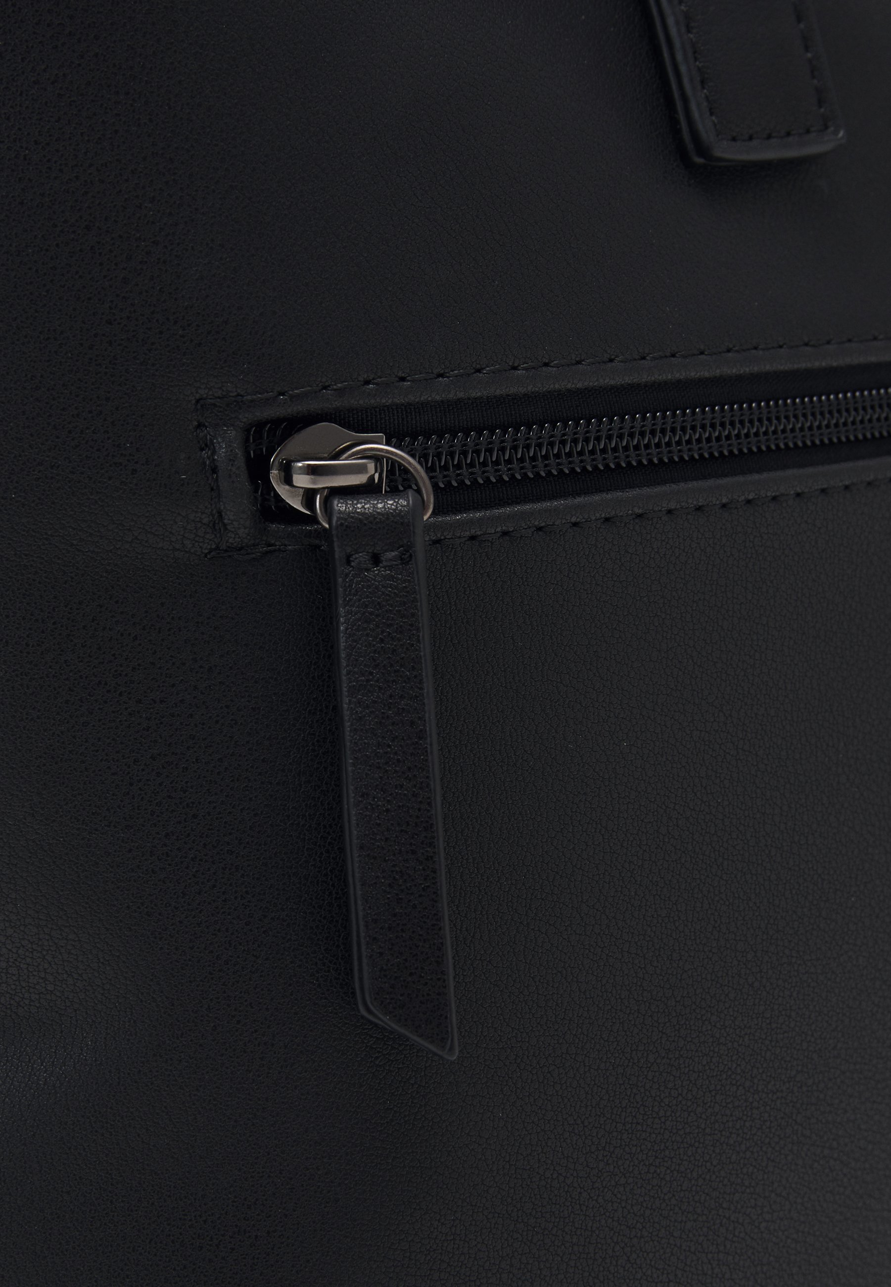 Pier One UNISEX - Briefcase - black 