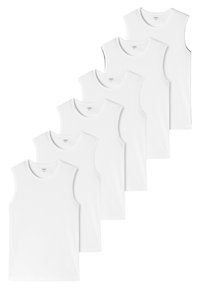 Sechs weiße ärmellose T-Shirts, die in einer Reihe präsentiert werden. Jedes T-Shirt hat einen runden Ausschnitt, besteht aus weichem Stoff und hat eine schlichte, glatte Textur.
