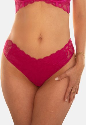 String - fuchsia