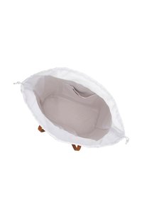 Witte stof tas met een lichtbeige interieur. Heeft een trekkoordsluiting en bruine handvatten. Binnenvak voor kleine spullen.