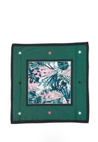 Grüne dekorative Decke mit einem zentralen Muster tropischer Blätter in Pink und Blau, umrahmt von einem dunklen Rahmen und Sternelementen in Rot, Weiß und Schwarz.